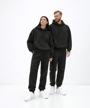 Siyah Kapüşonlu Hoodie ve Jogger Eşofman Takımı
