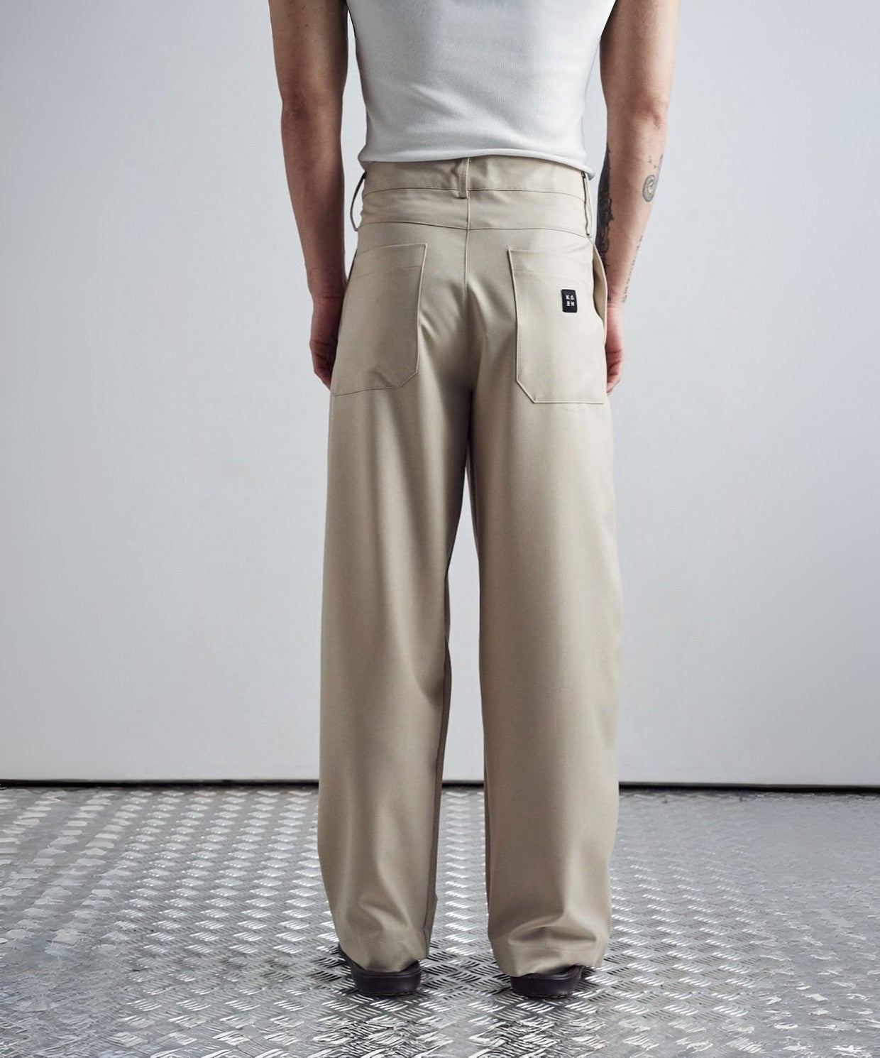 Japon Kesim Bej Baggy Erkek Pantolon