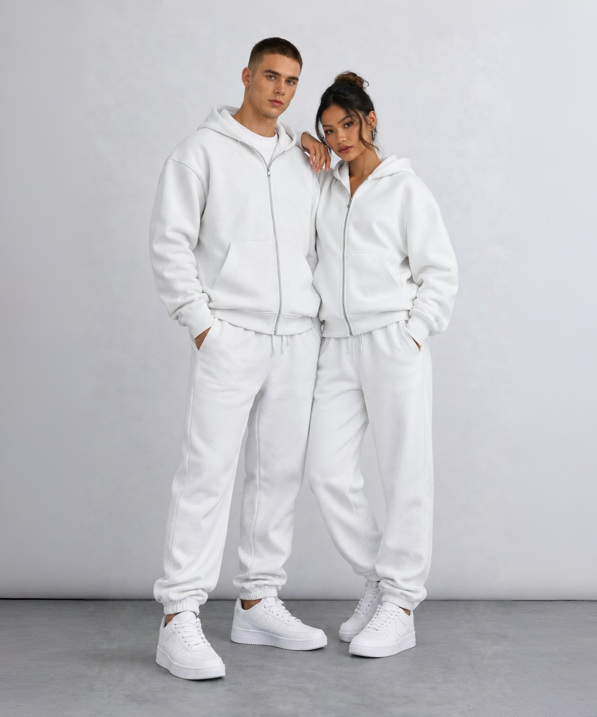 Beyaz Tam Fermuarlı Sweatshirt Beyaz Eşofman Altı Takım